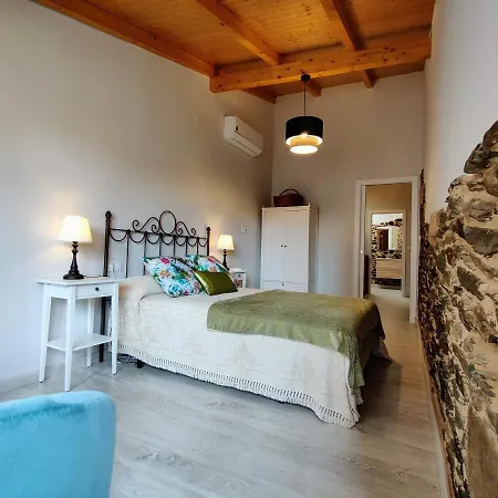 La Casita De La Ribeira Sacra Feriehus